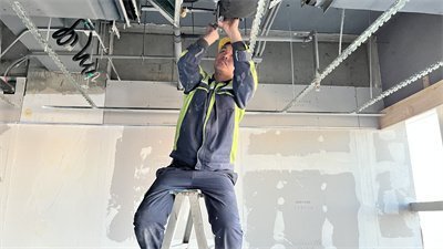 麥克維爾中央空調清洗